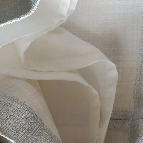 White House Black Marker Metallic Tweed Boot Skirt size 2 - Picture 5 of 5